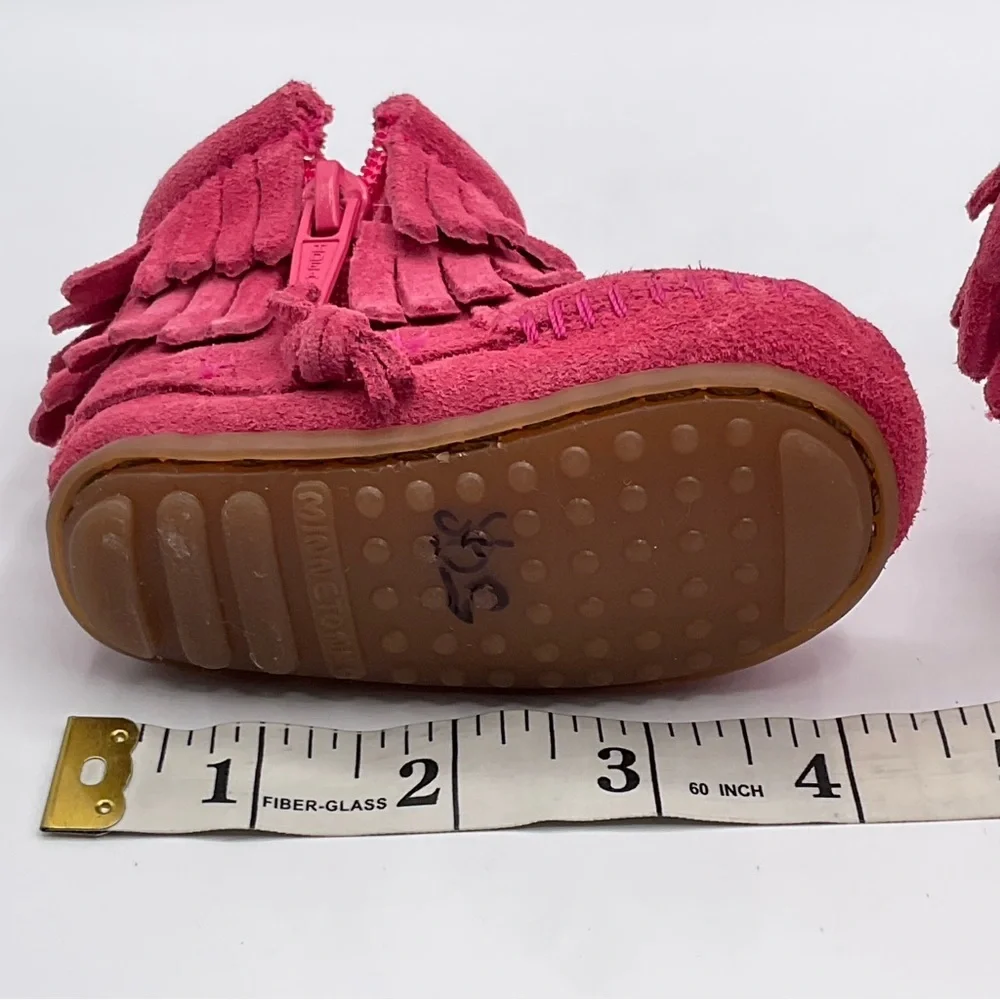 Minnetonka Baby Girl Size 1 Double Fringe Moccasins Shoes Hot Pink Rubber Sole